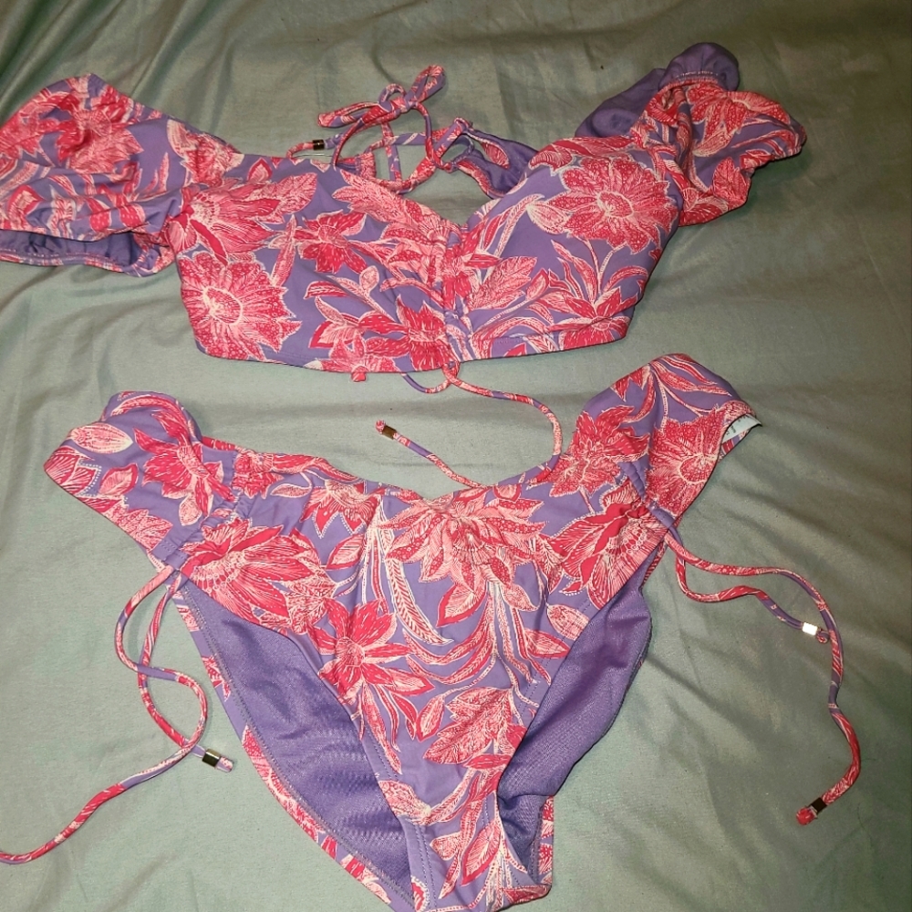 Off the shoulder Bikini